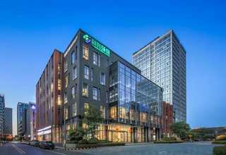 深圳全自動(dòng)折彎?rùn)C(jī)